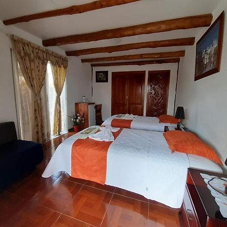 Suymar Ecolodge Galapagos プエルトアヨラ エクステリア 写真