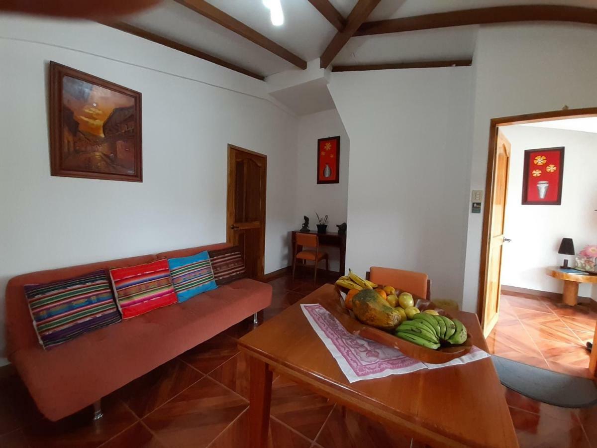 Suymar Ecolodge Galapagos プエルトアヨラ エクステリア 写真