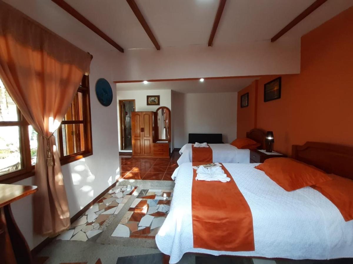 Suymar Ecolodge Galapagos プエルトアヨラ エクステリア 写真